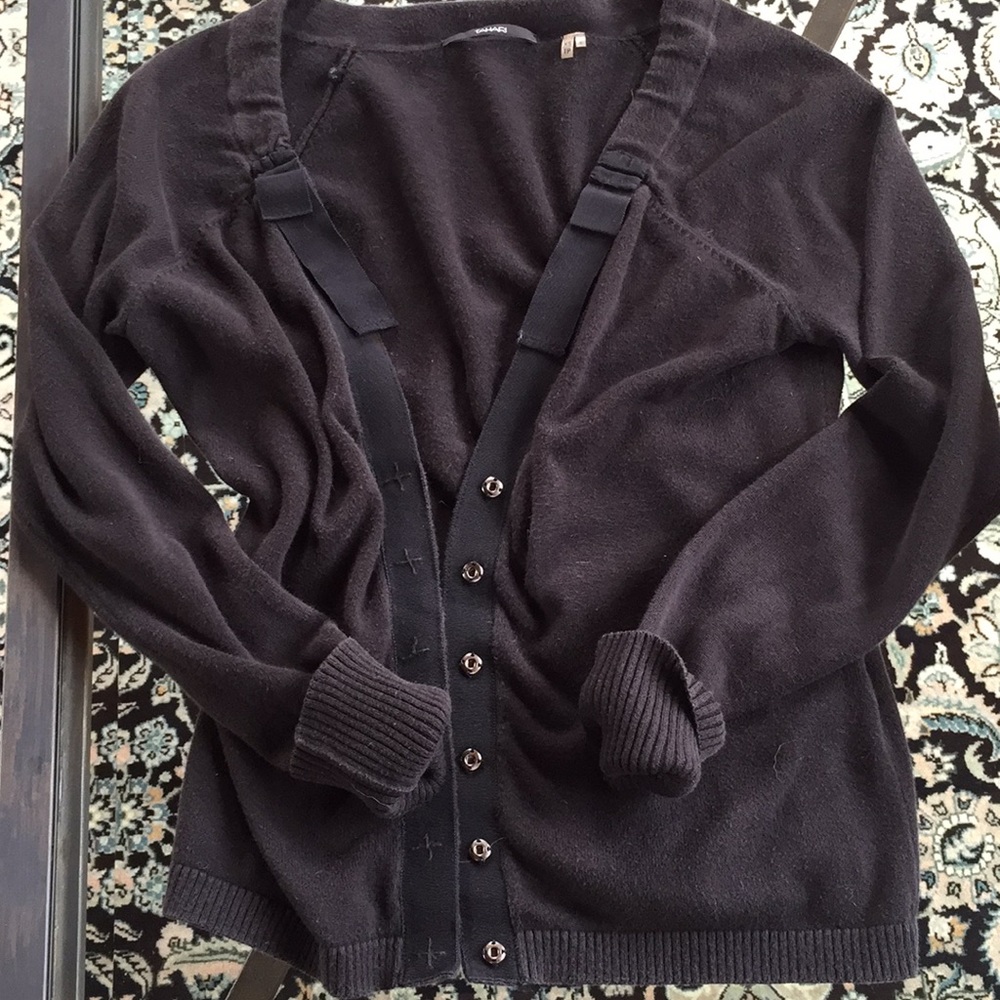 Tahari cardigan